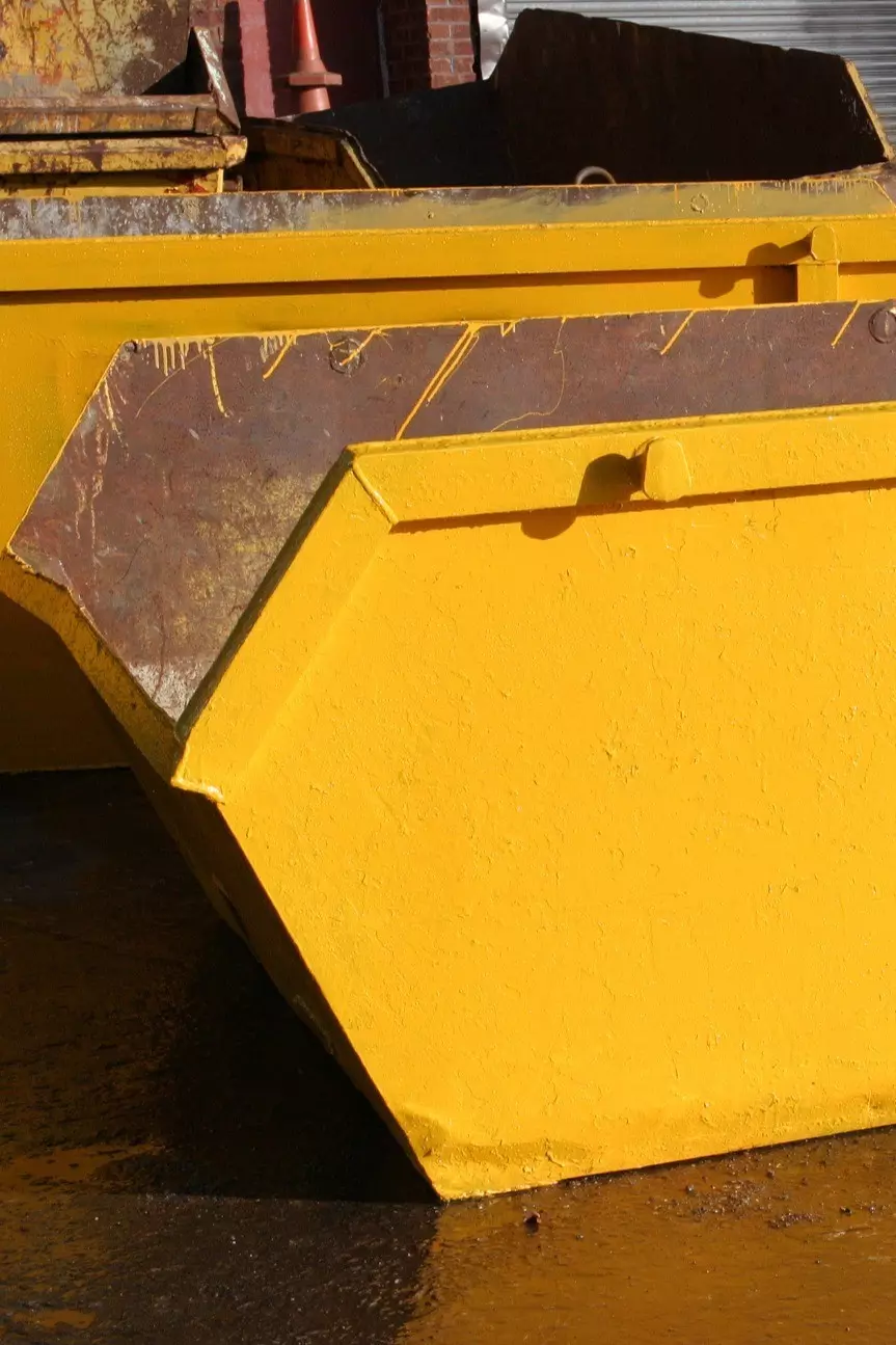 Why choose an 8-yard Skip? Stanbridge, Leighton Buzzard, Bedfordshire